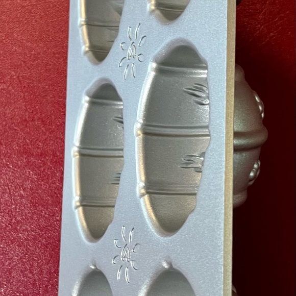 Easter egg muffin mold - Picture 5 of 6